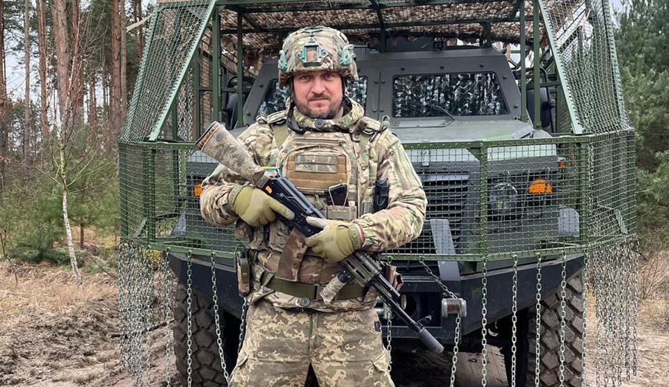 Поліцейські охорони Черкащини боронять нашу країну в найгарячіших ділянках фронту