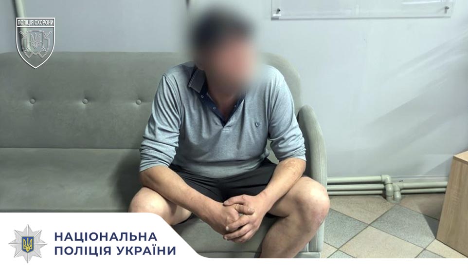 У Дніпрі поліцейські охорони затримали чоловіка за спробу крадіжки мідного кабелю